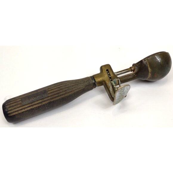 Vintage Hamilton Beach Model 60-B Ice Cream Scoop Black Handle Stainless Spring - Picture 9 of 9